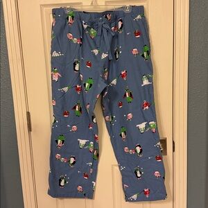 Old Navy Blue Penguin Print women’s Pajama Bottoms with drawstring and pockets